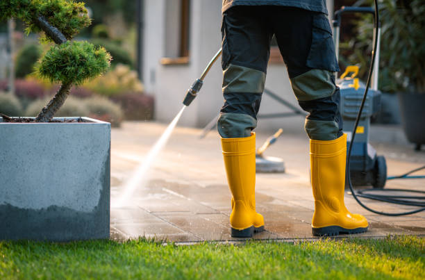 Garage Pressure Washing in Green Meadows, OH